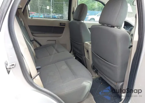 2009 Ford Escape Xlt from USA, damaged, VIN 1FMCU93G29KB61560